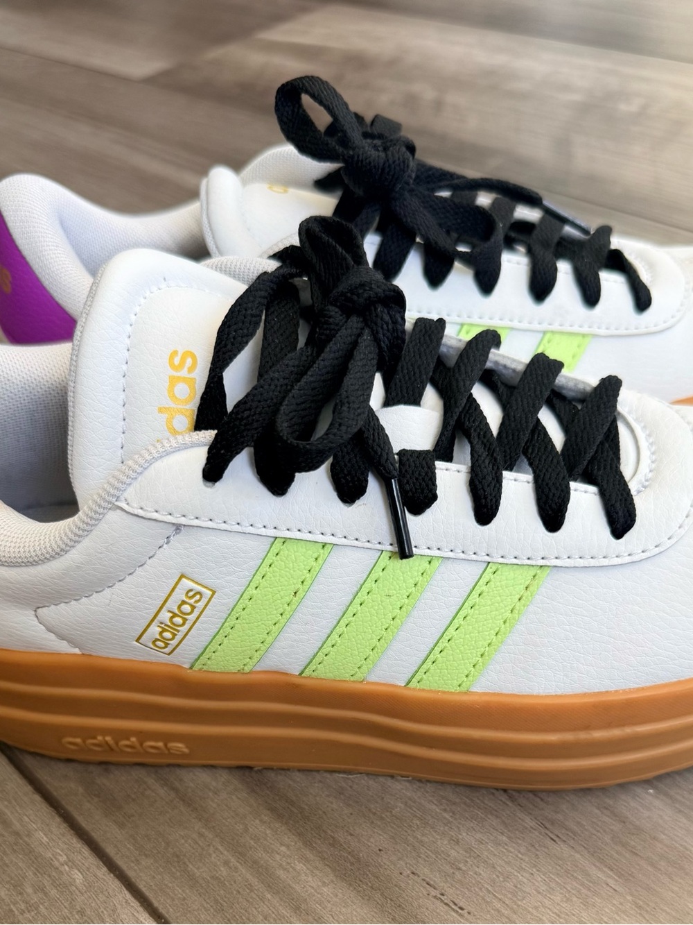 adidas White Sneakers with Gum Sole and Black Accents - Picture 2 of 8